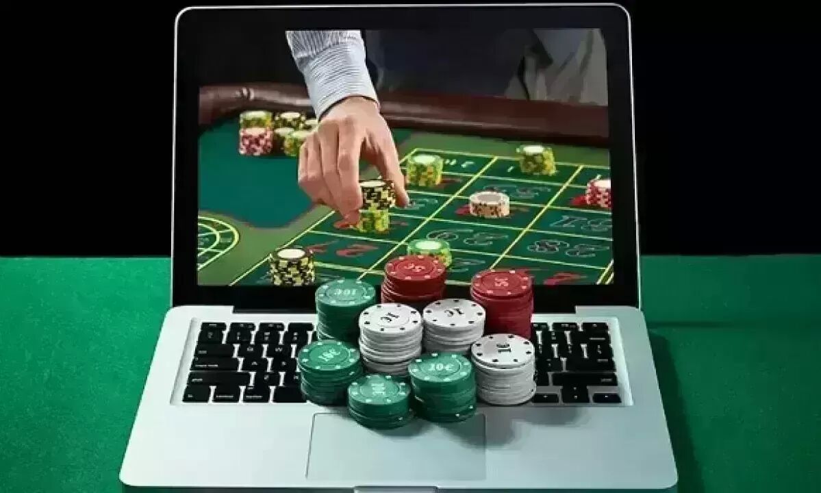 874904-online-gambling-lede.jpg