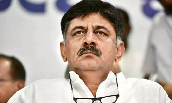 Cong comes in support of Shivakumar after CBI raid