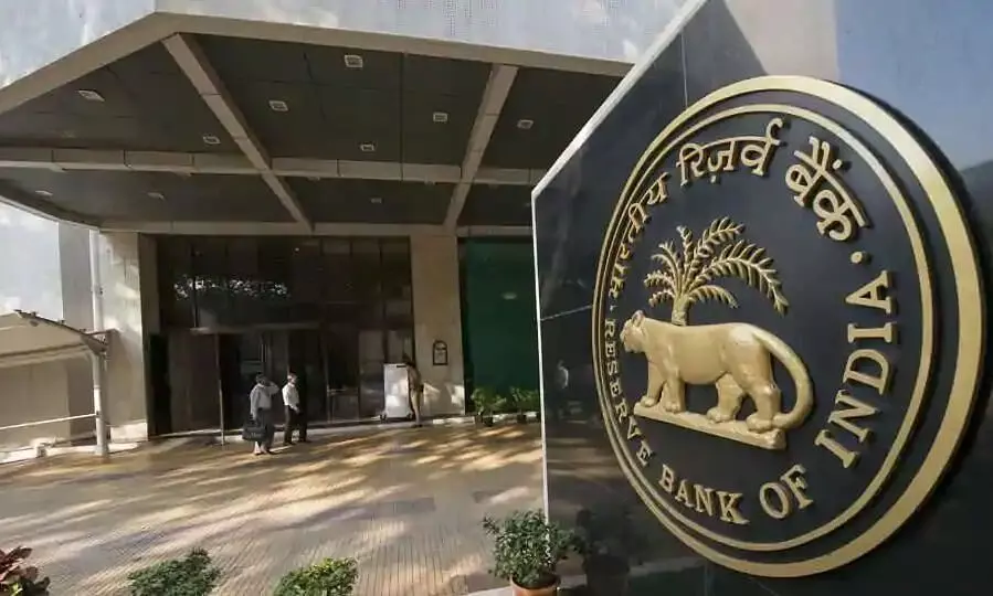 Consumer Perception of Economic Situation at an All-Time Low: RBI Report