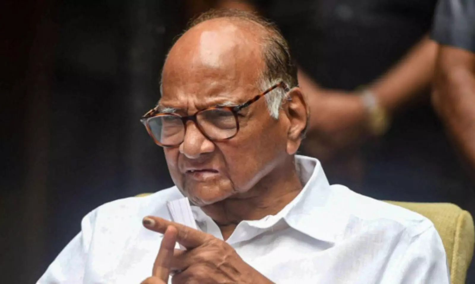 Letter War: Anybody with little self respect would quit the post, Pawar attacks Maharashtra Governor