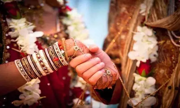Marriage gifts given to brides not dowry: Kerala HC