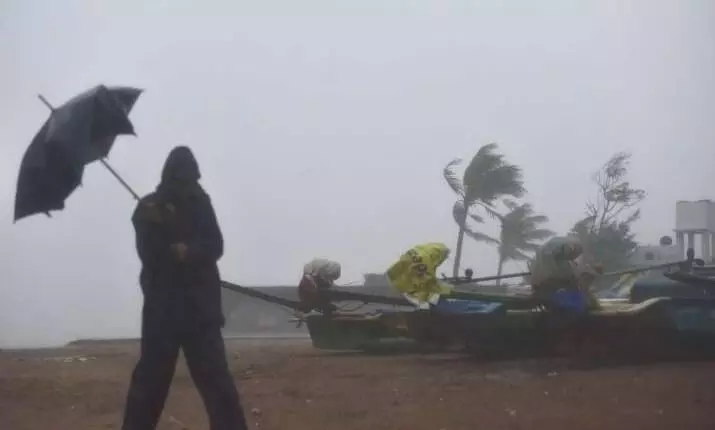 Cyclone Nivar crosses TN and Puducherry coast near Puducherry