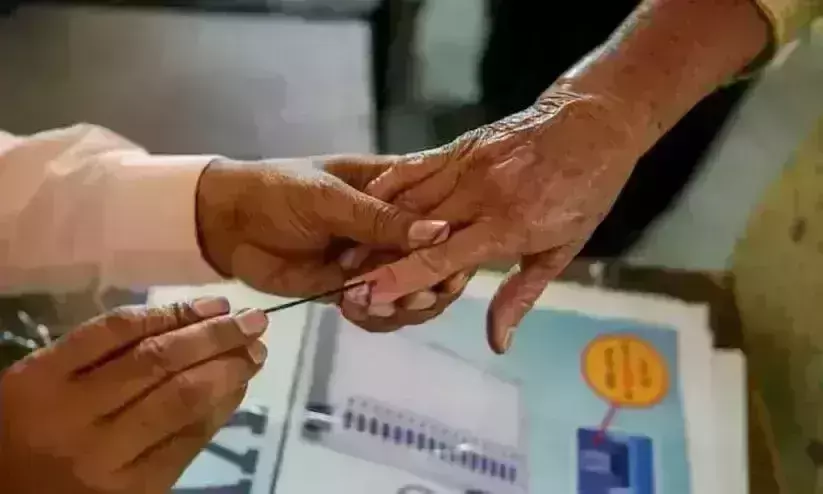 Voting process at Kerala panchayath elections