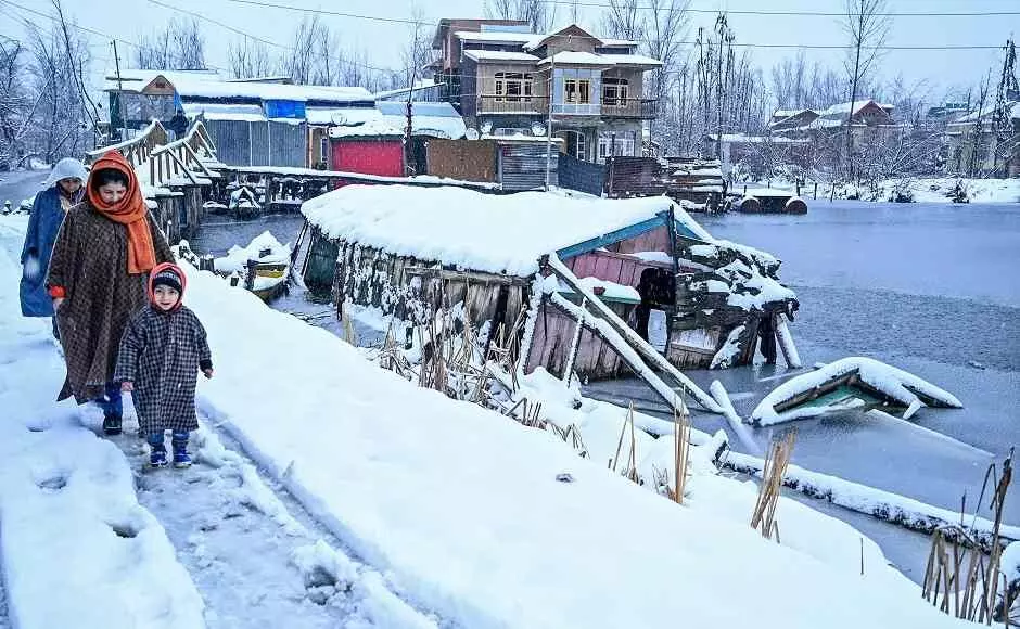 Srinagar records coldest night in eight years