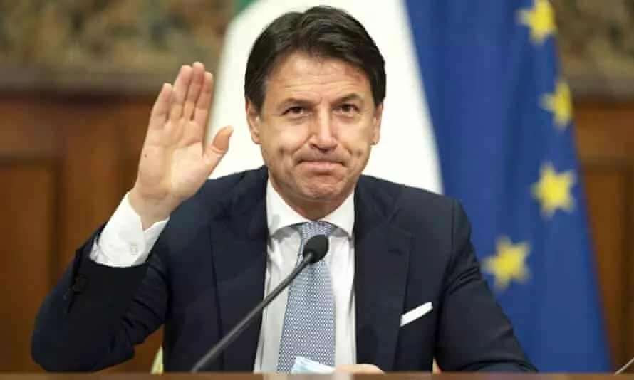 Italian PM resigns amid pandemic criticism