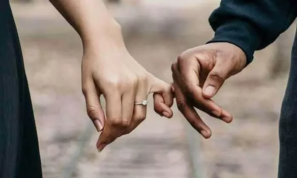 Petition to shift PILs on uniform age of marriage from state courts to SC