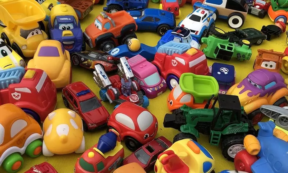 Study finds potentially harmful chemicals in plastic toys