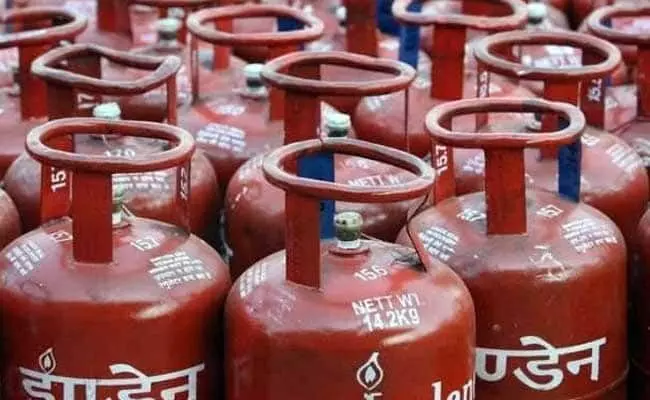 LPG price hike again: cooking gas cylinder to cost Rs 25 higher