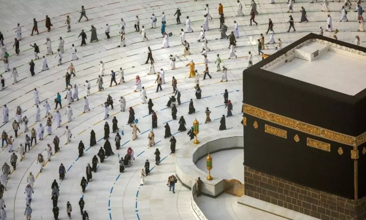 COVID: Saudi Arabia bars foreign travellers from Hajj for second year