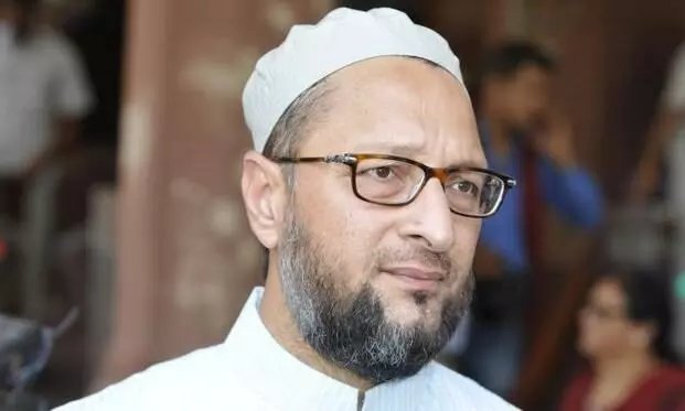 SIT investigation against UP IAS Officer: Owaisi, Shia leader support officer