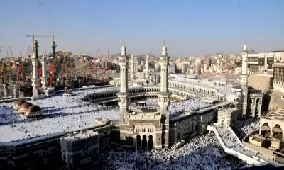 First batch of Haj pilgrims arrives at Grand mosque in Mecca