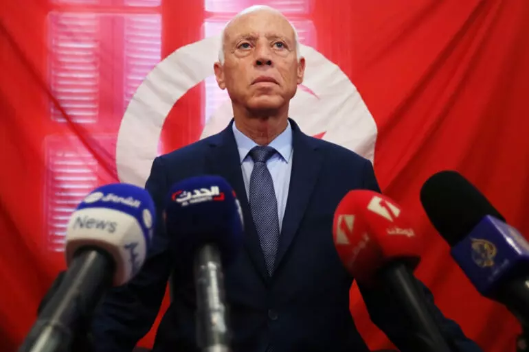 Tunisian crisis deepens as President takes judicial power