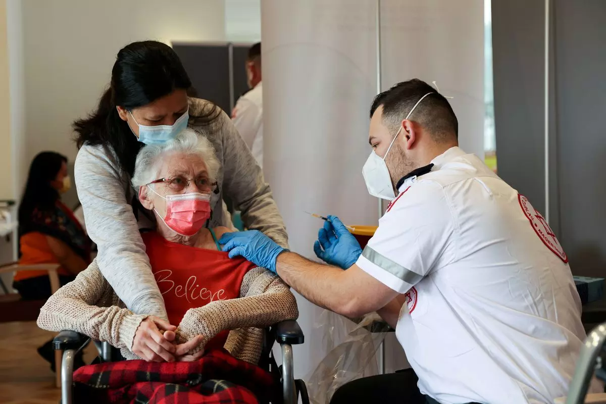 Israel to give third shot of Pfizer COVID-19 vaccine to elderly citizens