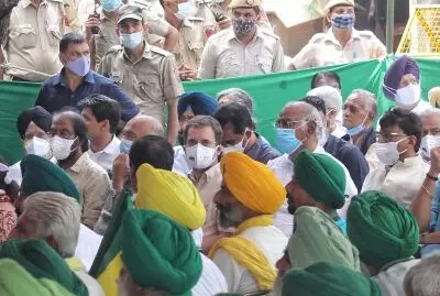 Opposition joins farmers protests; AAP, SAD, BSP back out