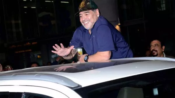 Maradona arrives in Kolkata on three-day visit