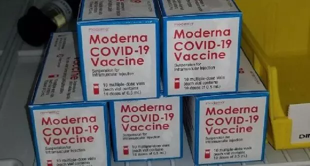 Moderna seeks FDA approval for COVID-19 vaccine booster shot