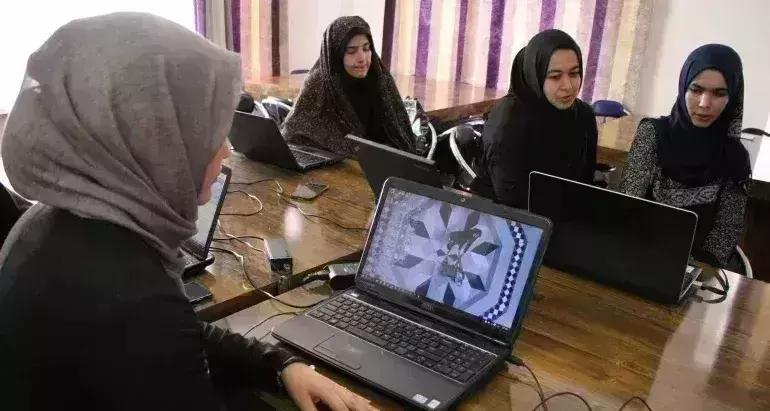 Senior Taliban figure says women should not work alongside men