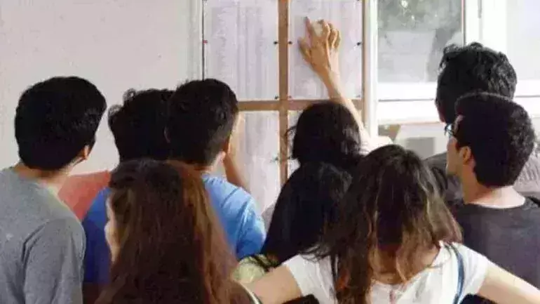JEE-Main results out: 44 score perfect 100,18 candidates share top spot