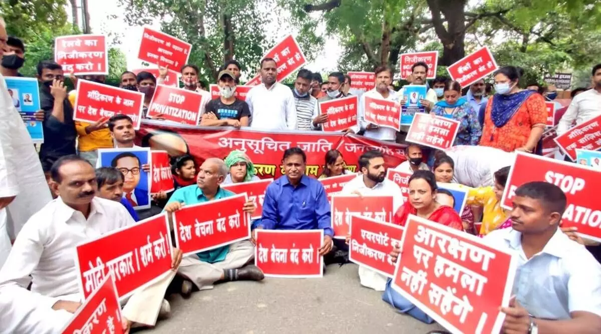 Members of SC, ST communities stage protest against NMP in Delhi