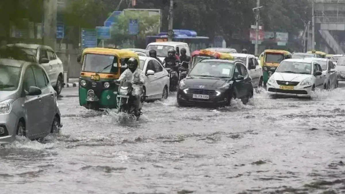 Heavy rainfall lashes Kerala again, death toll in rain-battered Uttrakhand rises to 65