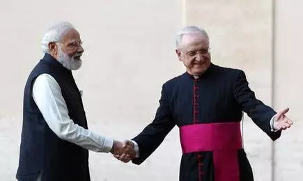 PM Modi in Rome for first meeting with Pope Francis, invites him to visit India