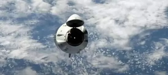 SpaceX capsule with four astronauts back to earth, ending 200-day flight
