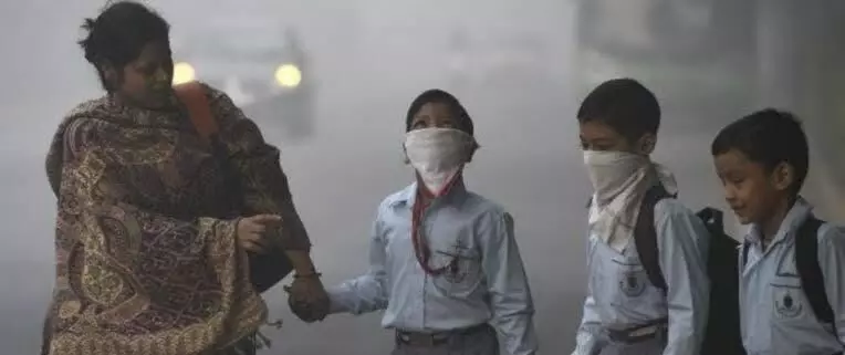Delhi schools to remain closed again after SC slams govt for opening schools amid rising pollution