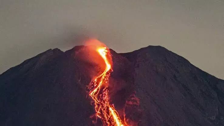 Volcanic eruption in Indonesia kills 13, injures dozens