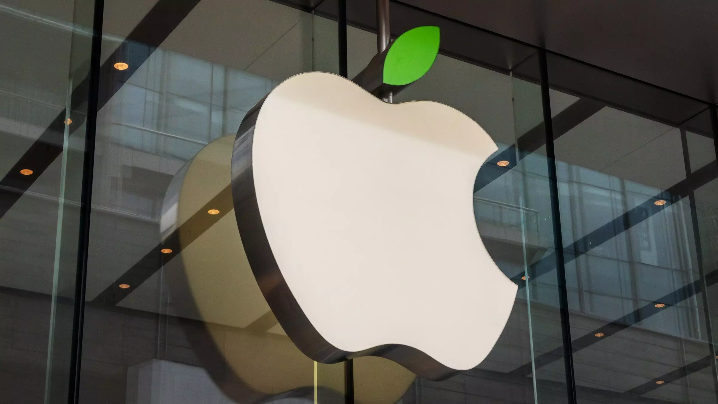 After Google and Meta, Apple asks employees to submit COVID booster jab proof