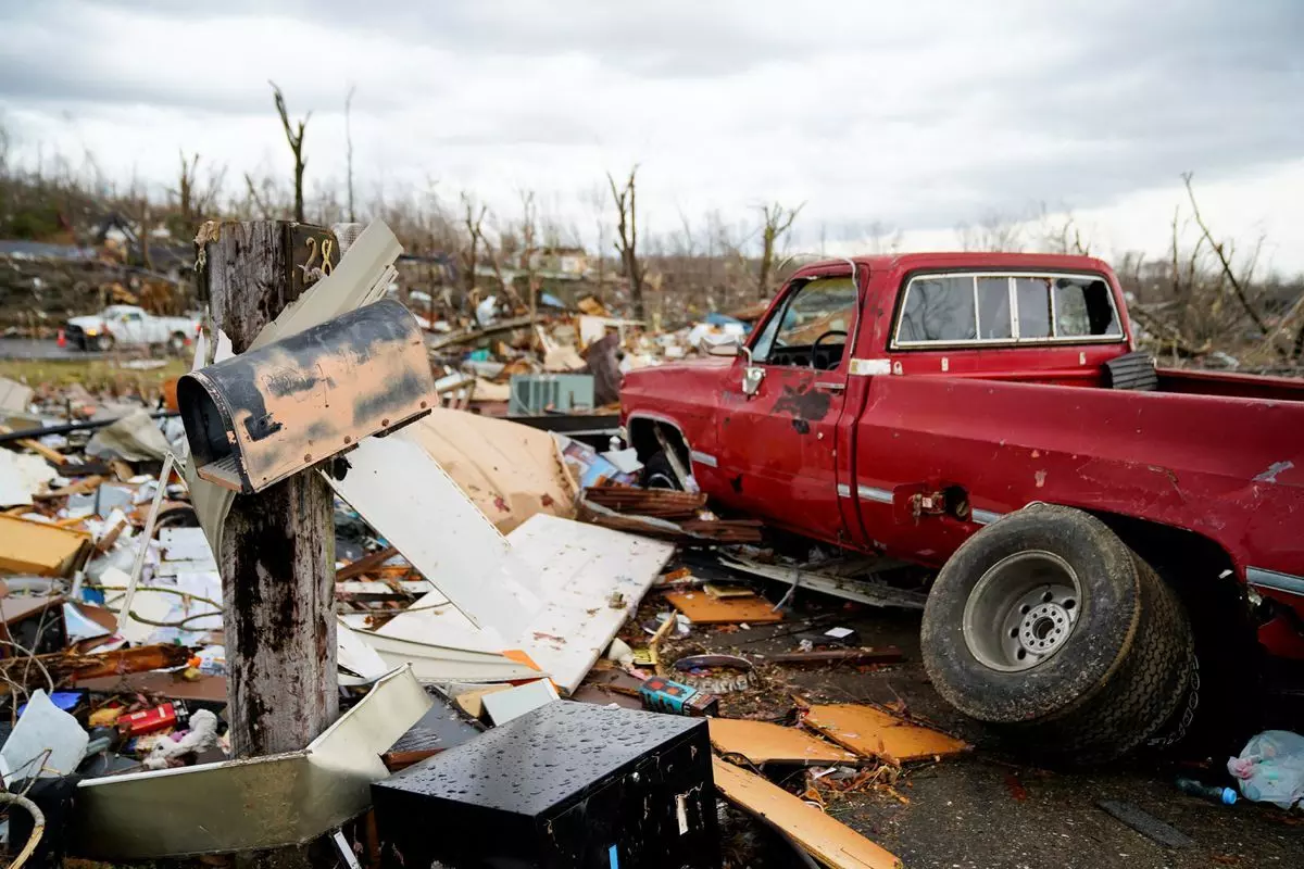 80 dead in worst US tornado season this year