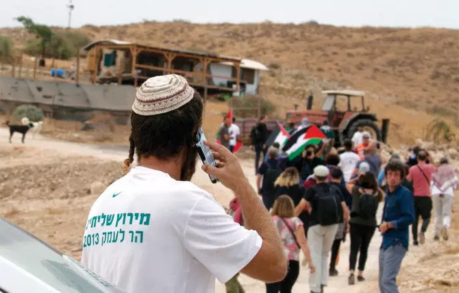 Jewish settlers open attacks on Palestinians in Occupied West Bank