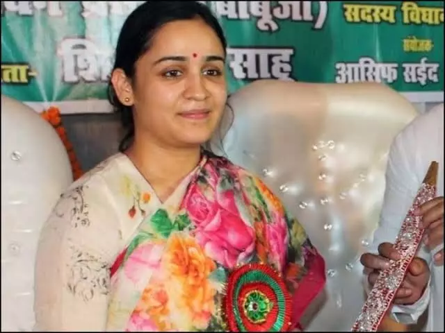 Akhilesh Yadavs sister in law joins BJP