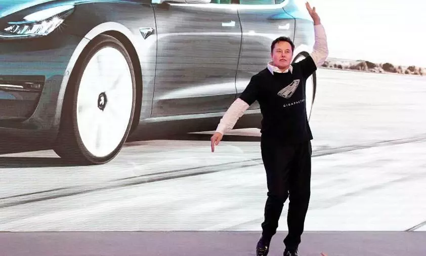 Tesla made record 5.5 bn annual earnings in 2021
