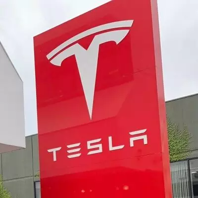 Trucks with electric motors unveiled by Tesla: Report