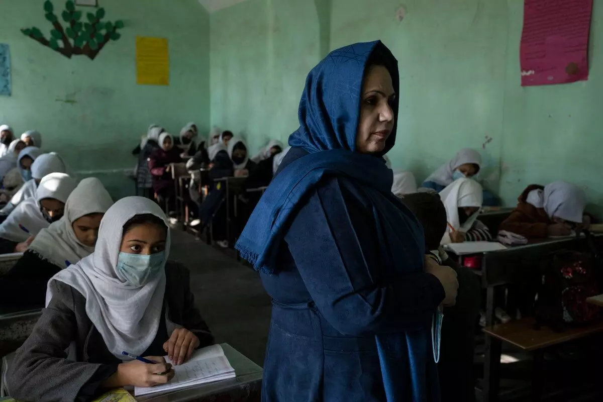 Universities reopen in Afghanistan with lower female students attendance