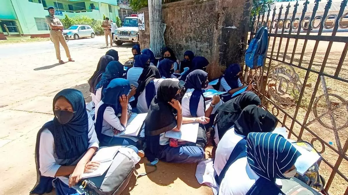 Karnataka schools and colleges to remain shut for 3 days amid hijab row