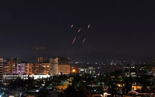 Israel retaliates after Syrian anti-aircraft fire