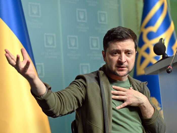 US planning Zelensky government in exile in Poland