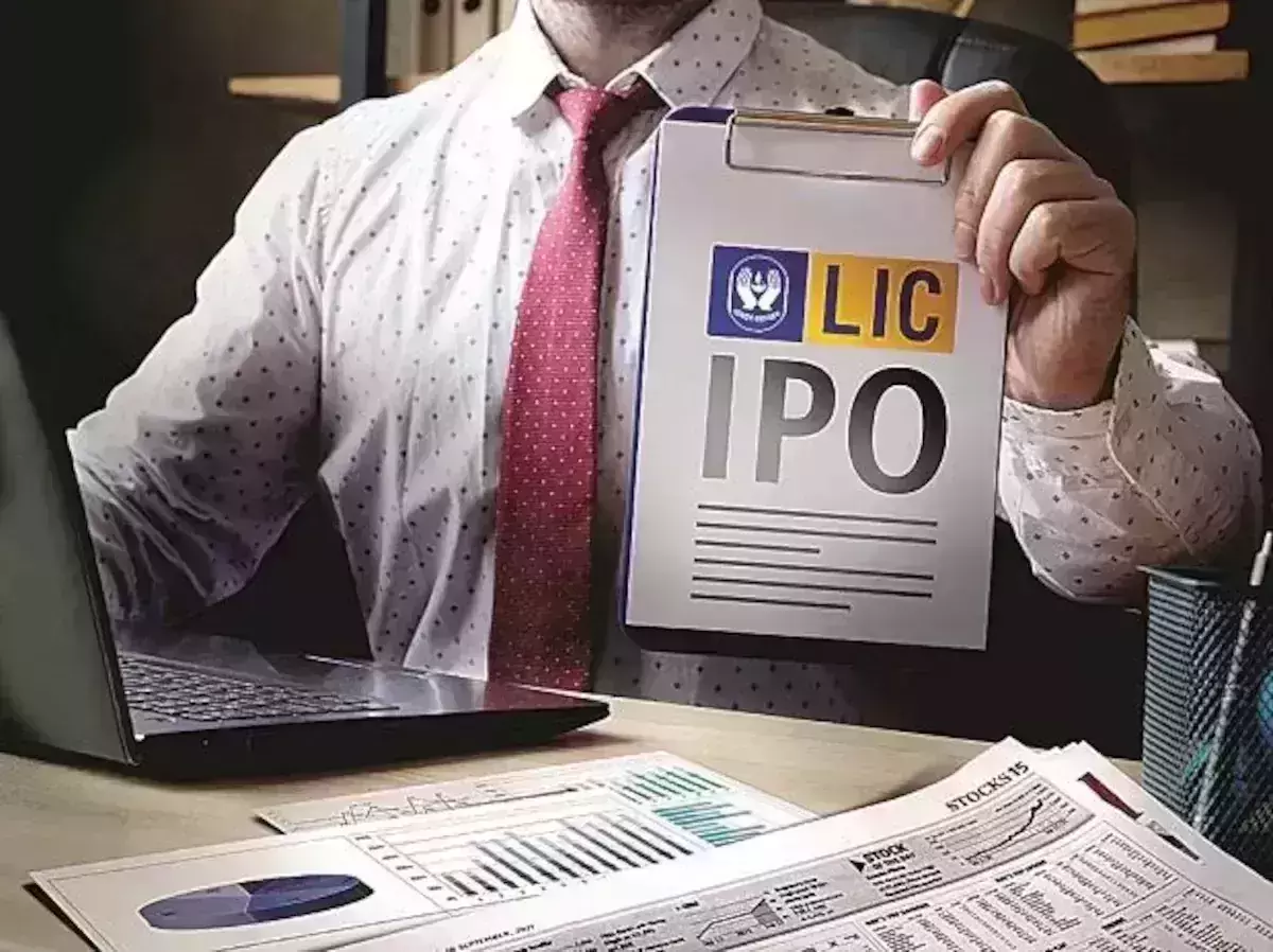 LIC gets SEBIs green signal to launch IPO, but market not friendly