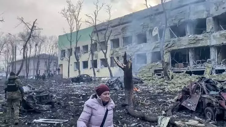 Russian airstrike hits hospital in Ukraines Mariupol, 17 injured