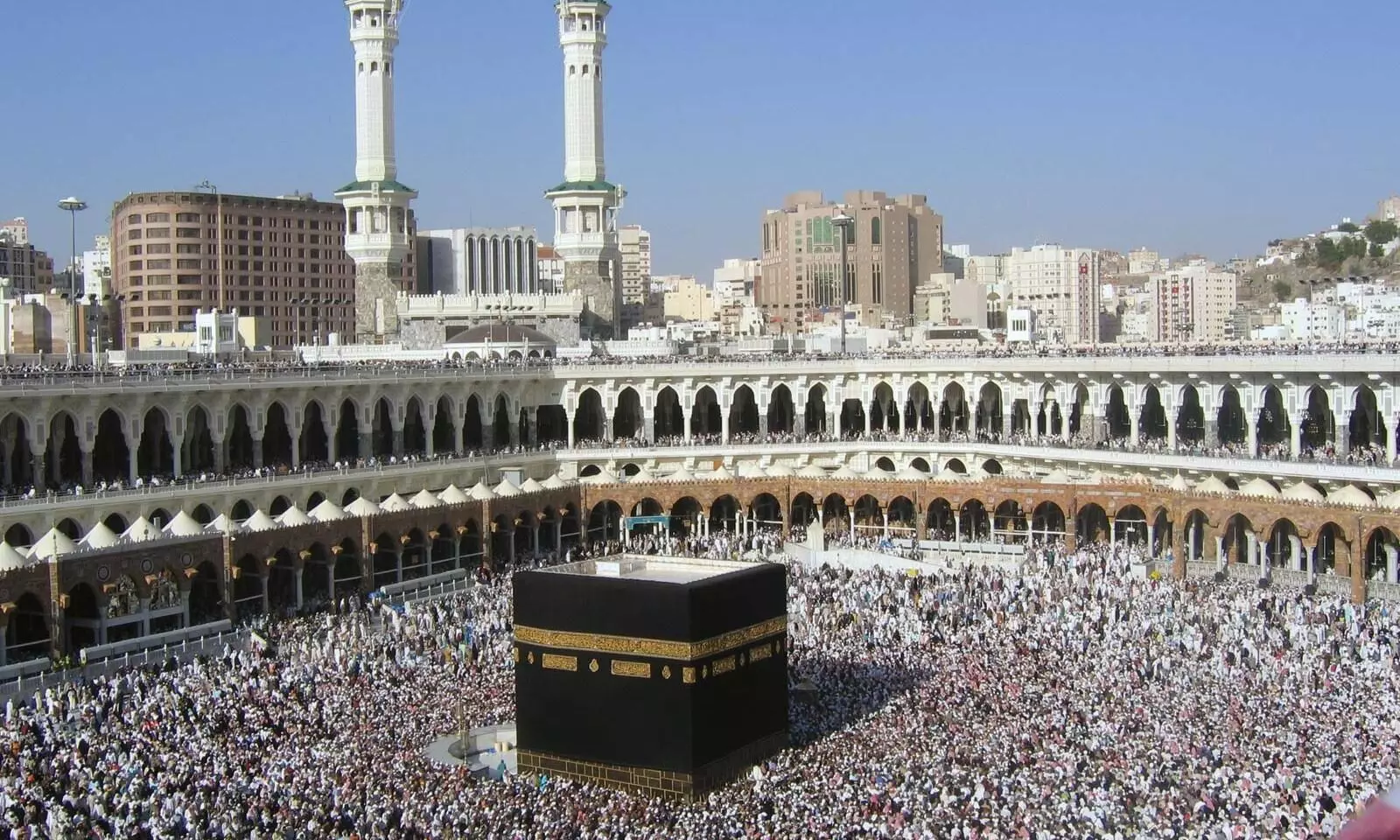 Pilgrim tour fares in Saudi soar due to Ramadan rush