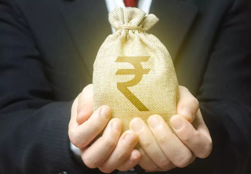 Higher tax realization helps to improve Fiscal deficit for 2021-22