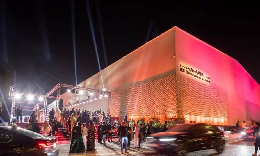 Saudis Film Festivals curtains with distribution of Golden Palms