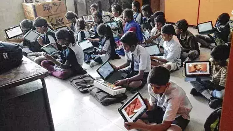 Andhra government may give students tabs instead of laptops