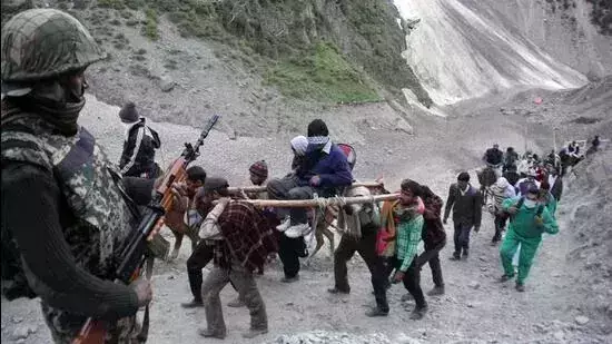 Two Lashkar-e-Taiba terrorists killed close to the Amarnath cave