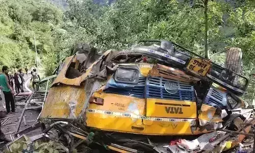 16 including school children killed, as bus falls into gorge in HP