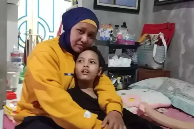 Why her daughter badly wants marijuana despite Indonesian governments ban on it