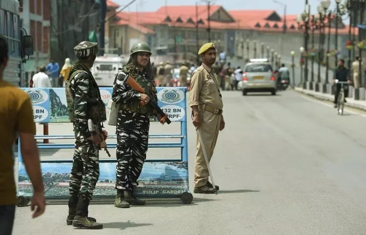 Suicide attack foiled in J&K, 2 terrorists and 3 soldiers killed