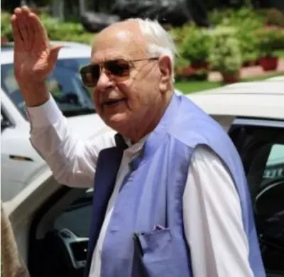 Cong has overcome similar obstacles in the past: Farooq Abdullah on Azads resignation