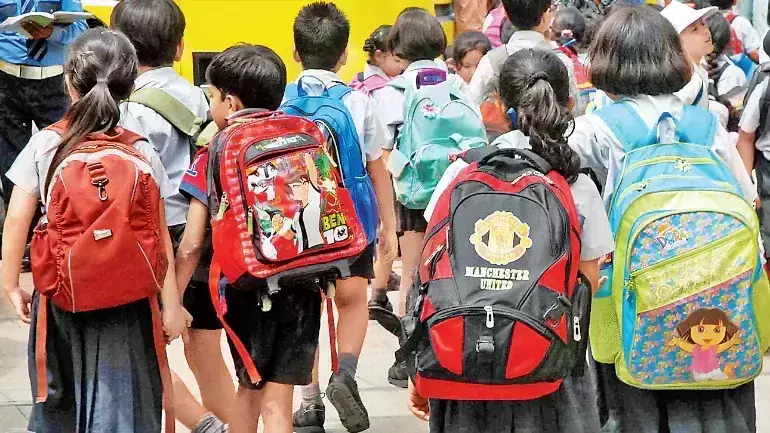 MP govt suggests education reforms, Asks to reduce weight of school bags